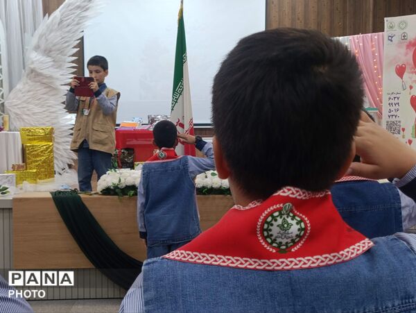 عاطفه‌ها به یاری دانش‌آموزان نیازمند می‌آید