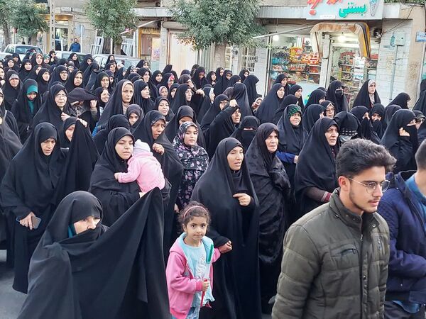 تجمع مردم خرمدره در محکومیت ترور شهید سیدحسن نصرالله