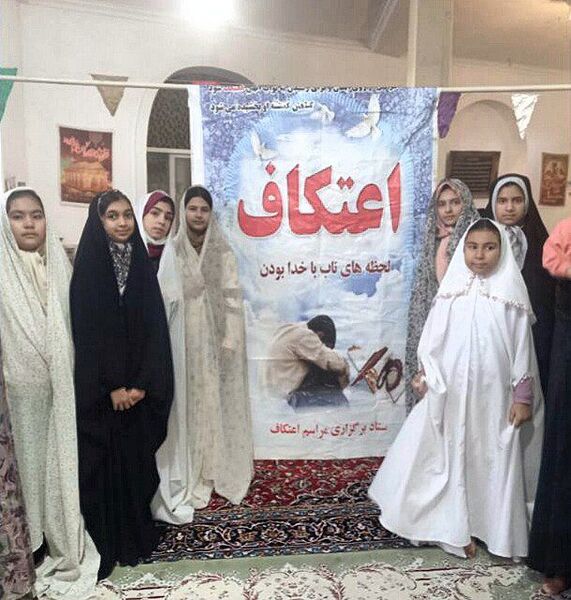 اعتکاف دانش آموزی در مساجد شهرستان مانه 