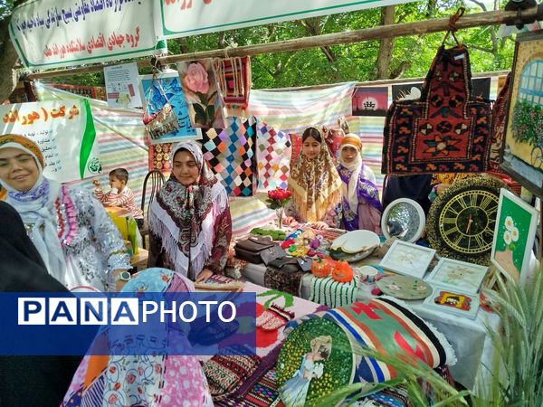 جشنواره توت سفید در هوراند