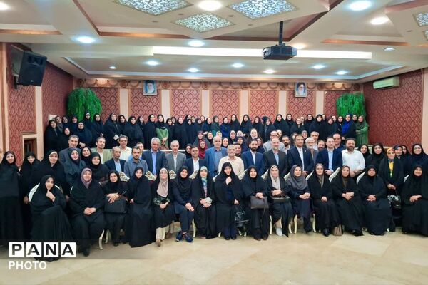  مدیران ابتدایی و مسئولان منطقه ۴ به استقبال سال تحصیلی رفتند