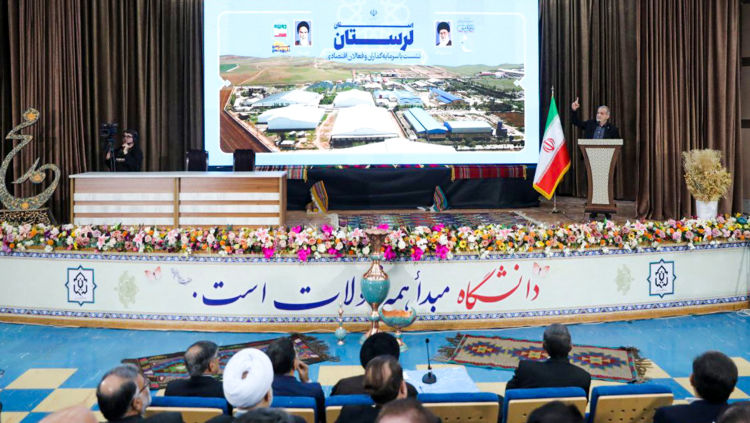 رویکرد دولت پرهیز از شعارزدگی است/ به مردم وعده دروغ نمی‌دهیم