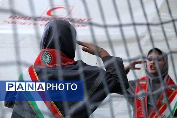 همایش «یاوران انقلاب» در بهارستان‌دو