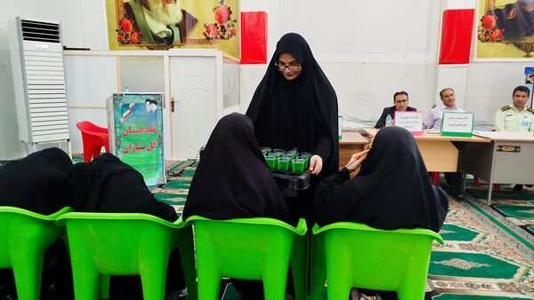 دانش‌آموزان در تریبون آزاد، نقدهای خود را به مسئولان مطرح کردند