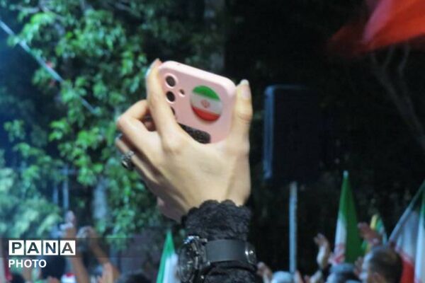 این‌بار تصاویر صدای ایران ایران را فریاد می‌زنند