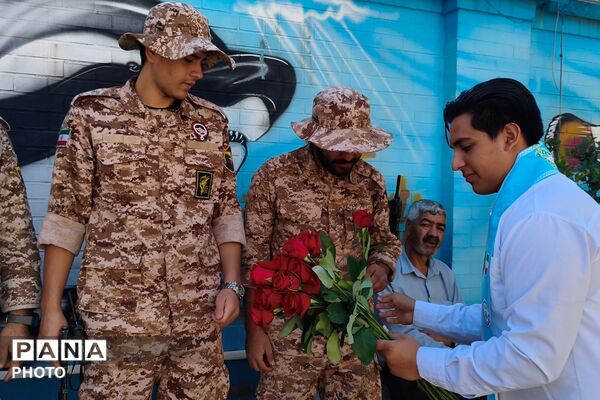 آغاز سال تحصیلی در دبیرستان نمونه دولتی شهدای علم و فناوری با عطر دفاع مقدس