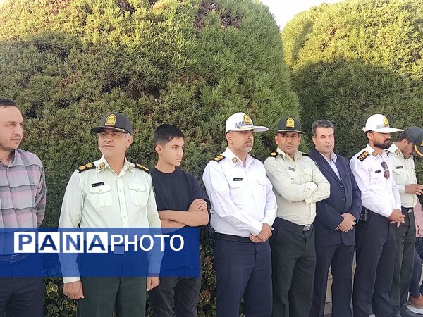 ویژه برنامه میهمانی لاله‌ها در آرامگاه شهید مدرس