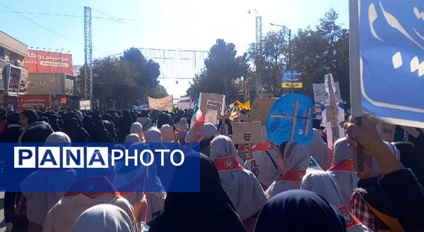راهپیمایی ۱۳ آبان و روز دانش آموز در نیشابور 