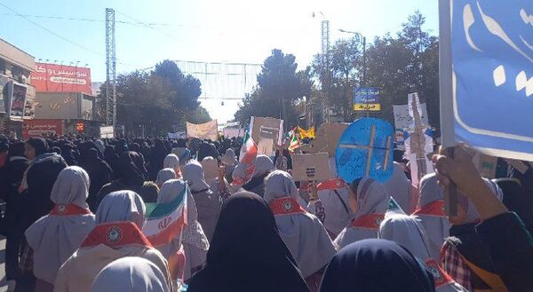 راهپیمایی ۱۳ آبان و روز دانش آموز در نیشابور 