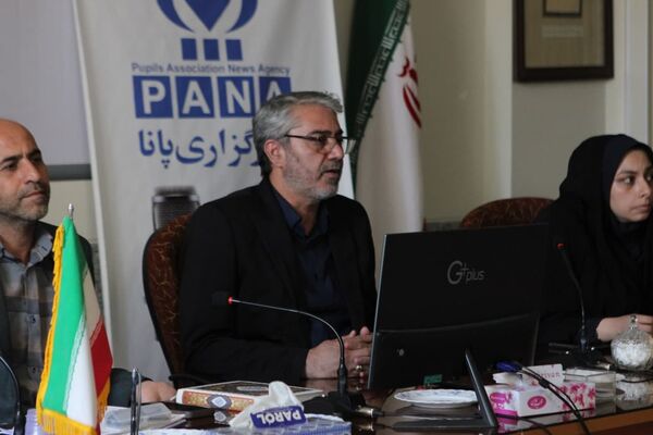 تجلیل از دانش‌آموز خبرنگاران پانا کاشان