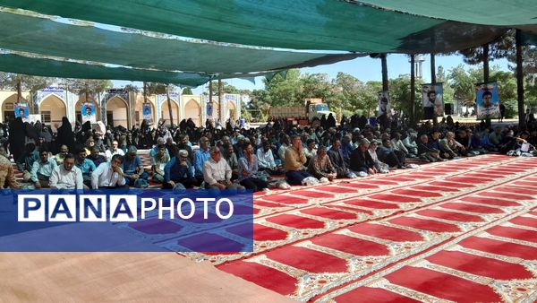 نماز جمعه در جوار شهدای بهشت فضل نیشابور 