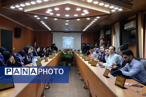 نشست شورای برنامه‌ریزی و هم‌اندیشی سازمان دانش‌آموزی استان لرستان