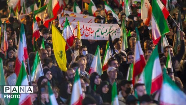 شکست دشمن با وحدت ملی حتمی است