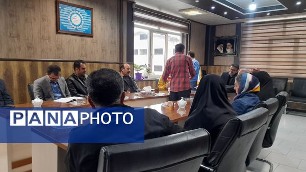 تجلیل از خیرین دبستان مهدیه قائمشهر