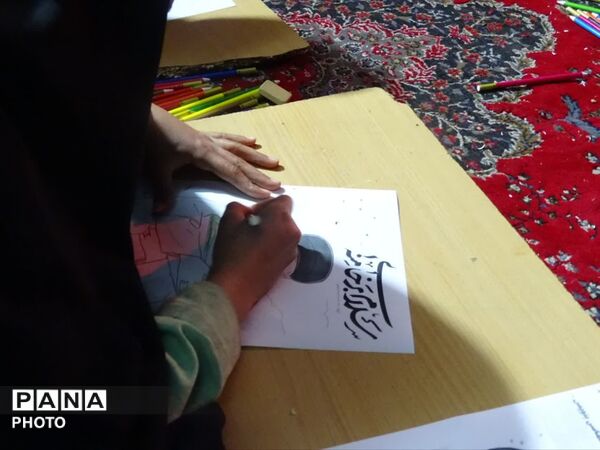  برپایی غرفه‌های نوجوانان در شب‌های راهپیمایی 