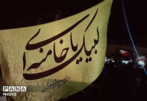  روزهای دلتنگی؛ شهادت پدر، آرزوی پرواز، تشییع شهدا
