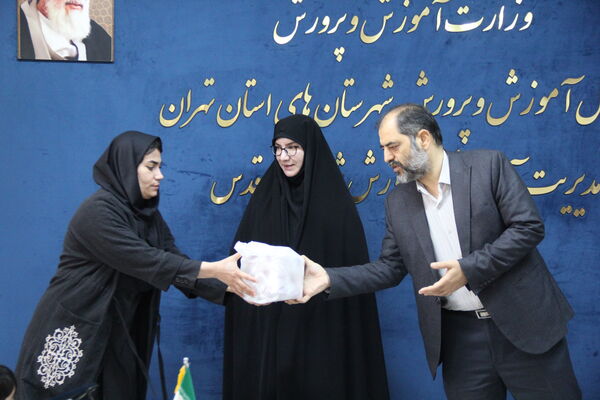 آیین تجلیل از آموزش دهندگان برتر سال 1402 و تبیین نحو کلاسداری 1403