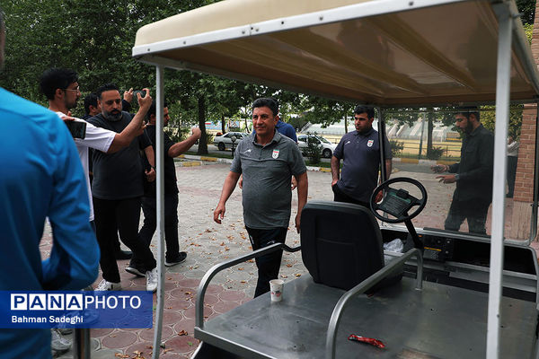 نشست خبری سرمربی تیم های ملی فوتبال ایران و ازبکستان