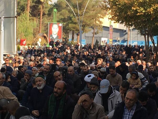 اقامه نماز باران در گلستان شهدا اصفهان به امامت  حضرت آیت‌ الله مهدوی
