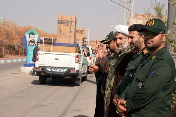 سپاه تسهیل‌گر زندگی ۵۰ نوعروس یزدی شد 