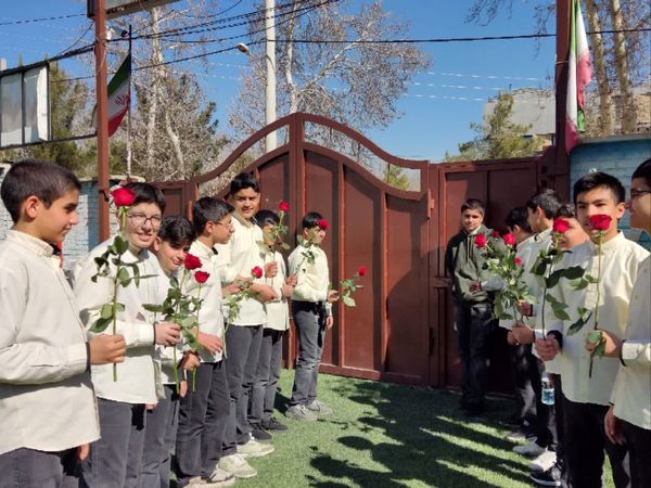 افتتاح مسابقات ورزشی بین مدرسه‌ای «جام اقتدار ایران»