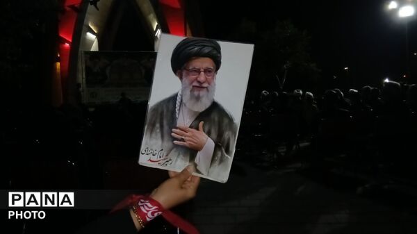 ای نوجوانان باید برخاست 