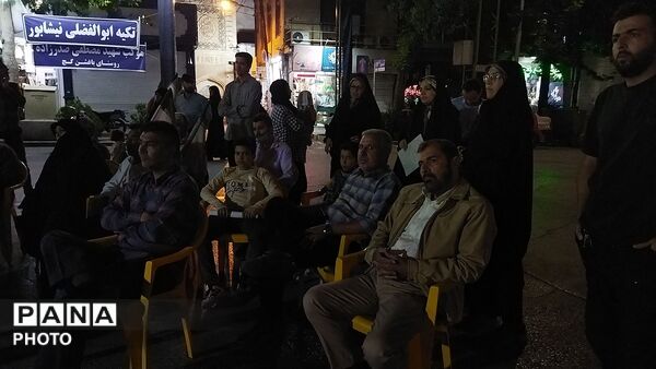 کافه گفتگو حسینیه امام در هشتاد و هشتمین شب از اجتماعات مردمی 