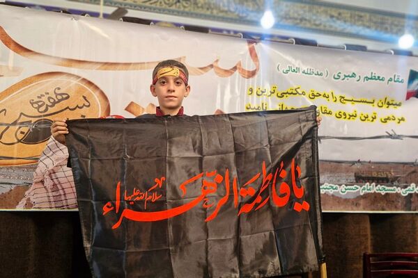 آیین عزاداری نو گلان فاطمی؛ از مسیر مدرسه میثاق تا مسجد امام حسن مجتبی (ع) فشافویه