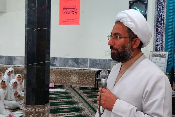 برپایی جشن عبادت و بندگی در مسجد ناحیه 2 بهارستان