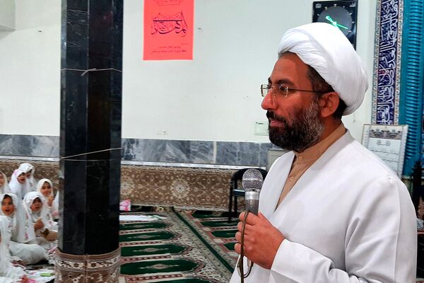 برپایی جشن عبادت و بندگی در مسجد ناحیه 2 بهارستان