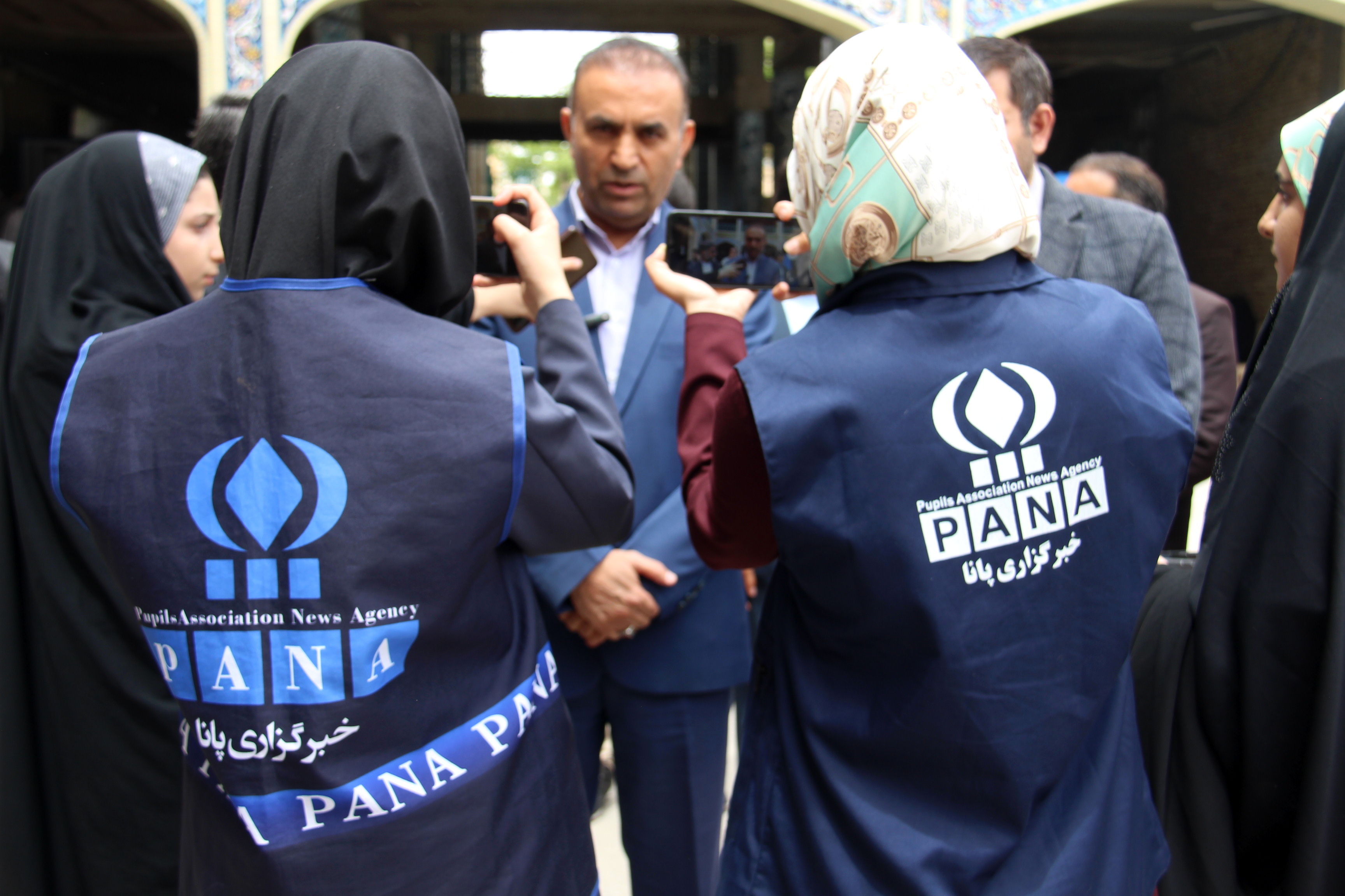 نماز جمعه شهرکرد با عطر حضور معلمان