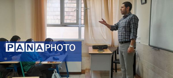 برگزاری کارگاه سواد رسانه‌ای در مرکز پرورش استعدادهای درخشان فرزانگان ملارد