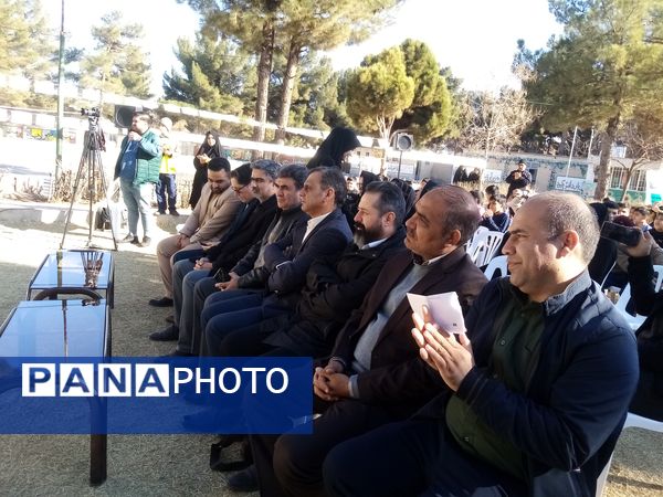 افتتاح نمایشگاه ماها در دبستان ۲۲ بهمن تربت‌جام 