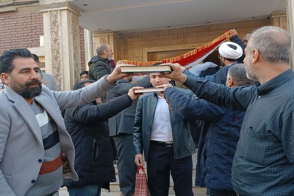 آبین بدرقه ۵۲ دانش‌آموز عمره‌گذار 
