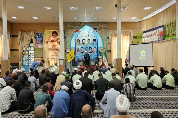 مراسم بزرگداشت شهدای مقاومت و نیروی انتظامی در شهرستان فاروج 