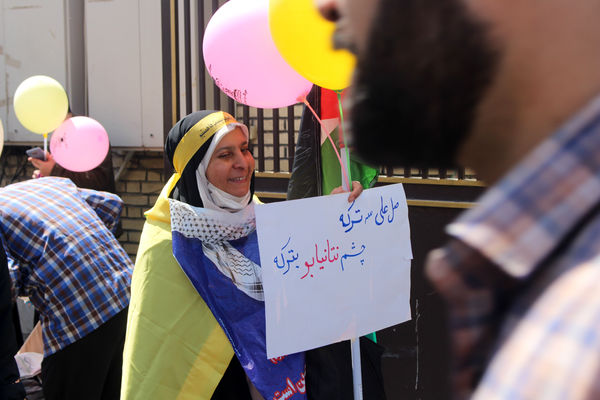 حضور عزتمندانه مردم قم در راهپیمایی آخرین جمعه ماه رمضان