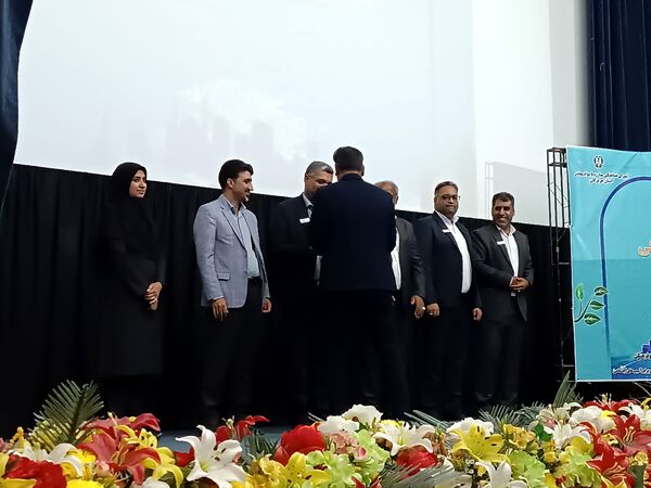 آیین اختتامیه سیزدهمین دوره جشنواره دانش‌آموزی نوجوان سالم