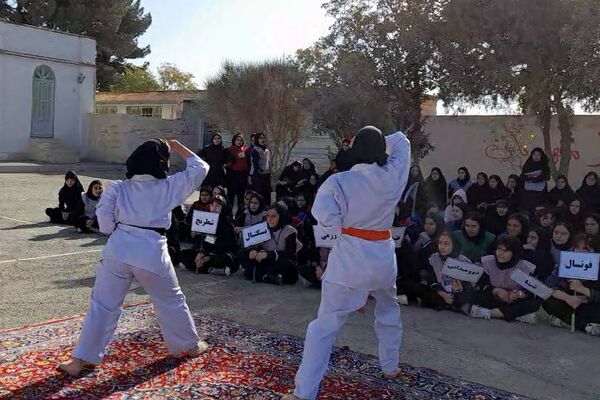 افتتاح المپیاد ورزشی در مدرسه زکیه صباشهر