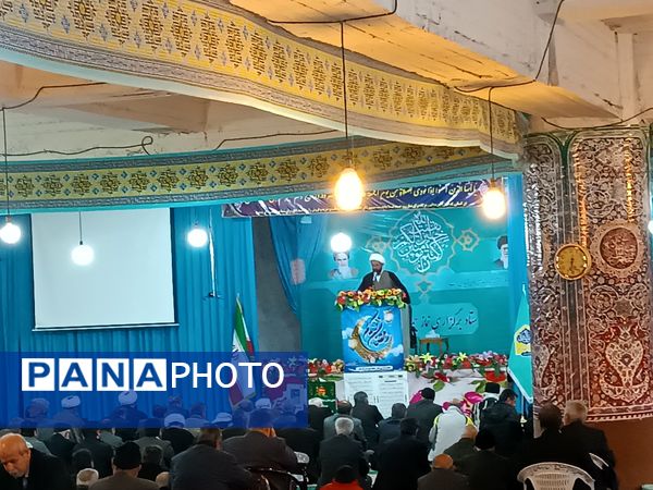 تجلیل از حافظ کل قرآن، مدد جوی روشن دل در نماز جمعه