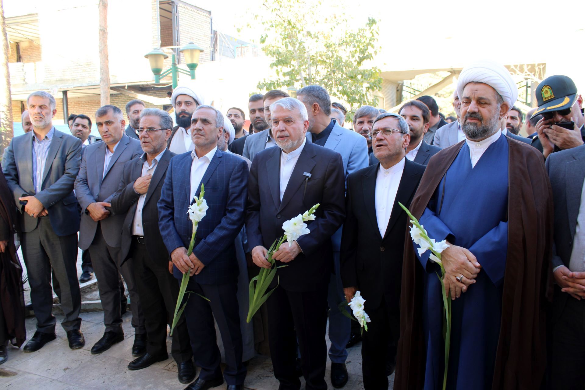 آغاز سفر وزیر میراث‌فرهنگی کشور به رباط‌کریم از امامزاده عمادالدین(ع)
