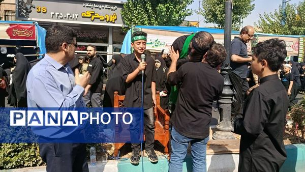 جا مانده‌ایم، اما بی‌خبر نه