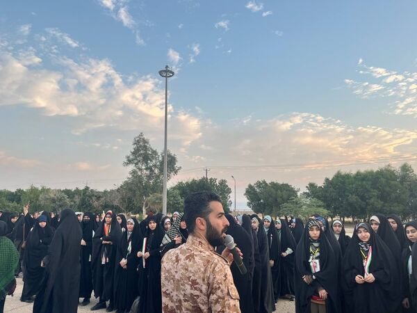 سفری در دل هشت‌ سال دفاع‌ مقدس