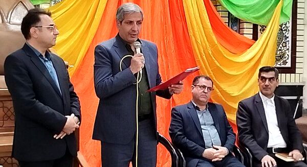 جلسه دهگردشی فرماندار کاشمر در روستای رزق آباد