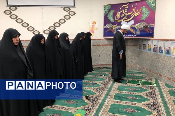 برگزاری کارگاه آموزش مهارت‌های سازمان دانش‌آموزی در دبستان شاهد ام‌البنین (س) ناحیه دو شهرری 