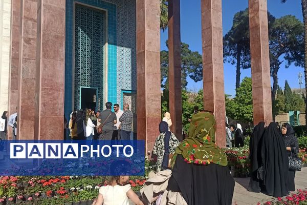 به مناسبت هفته سعدی شیرازی 