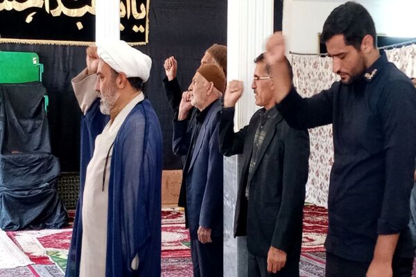 نماز جمعه در مسجد ابوالفضل شهر تیتکانلو
