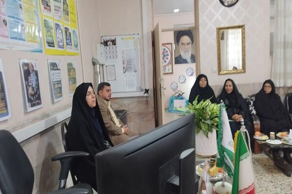 تجربه‌گردانی مدرسه شاهد شهدای وحدت در مشهد