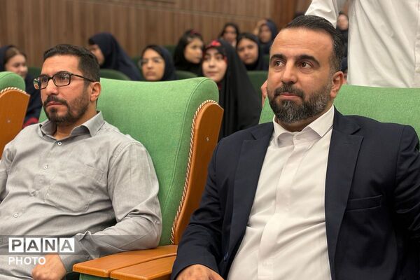 تقدیر از برگزیدگان مسابقات قرآن، عترت، نماز و فرهنگی‌هنری ملارد 
