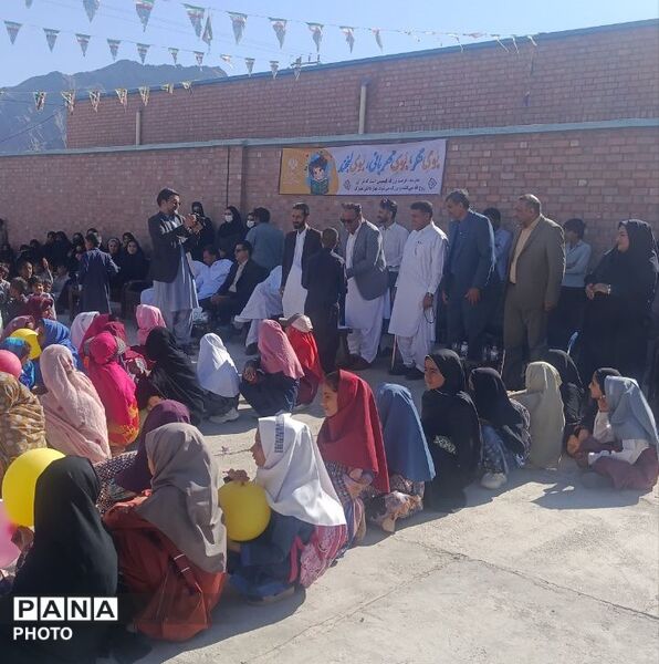 طنین زنگ مهر و نوای نشاط در مدارس عشایری سیستان و بلوچستان 