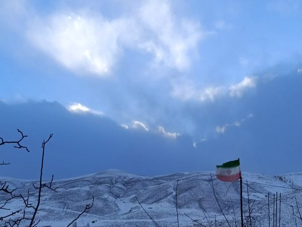 اولین برف پاییزی در شهرستان کوهرنگ